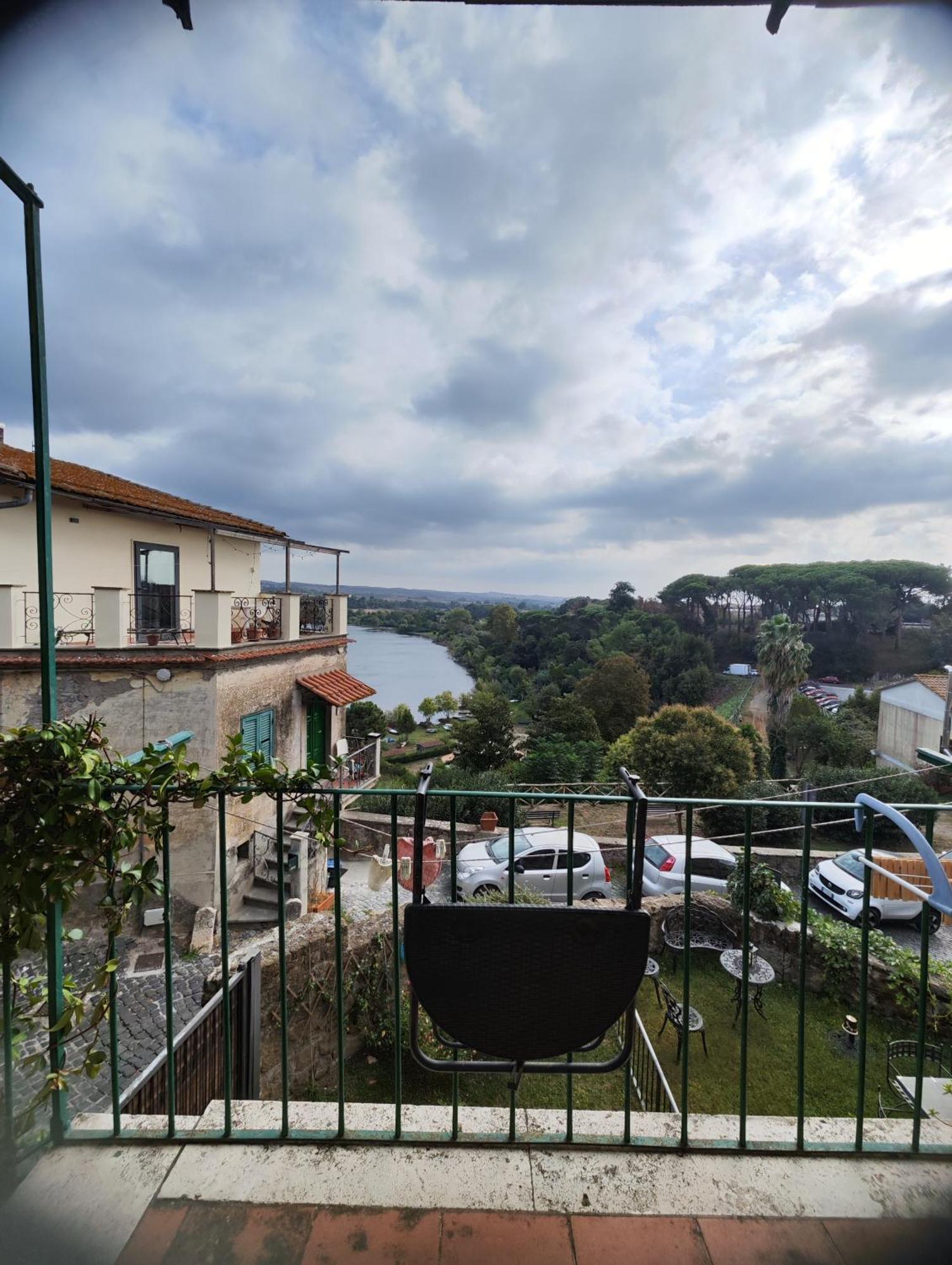 Chalet Romantico Sul Lago Appartement Anguillara Sabazia Buitenkant foto